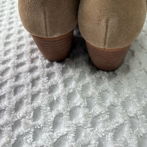 Dolce Vita Tan Suede Ankle Boots - Picture 3 of 5